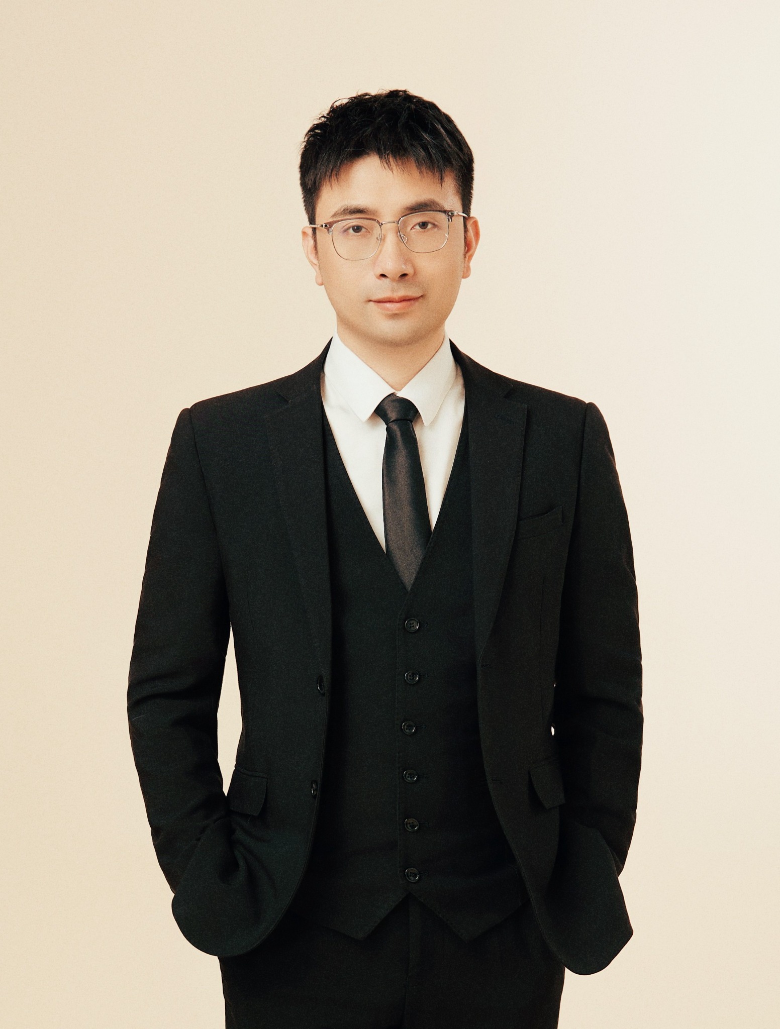Portrait of Yipin Su